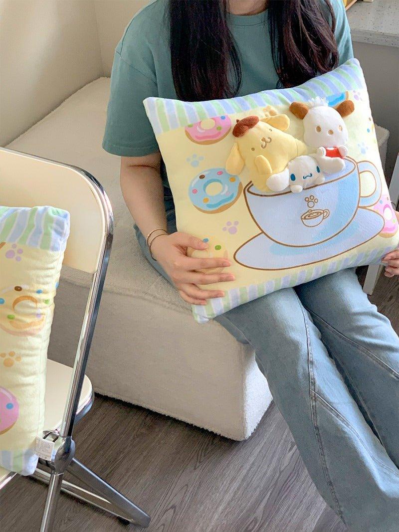 Sanrio 3D Puppy Coffee Cup Plush Pillow - In Kawaii Shop <span style="background-color:rgb(246,247,248);color:rgb(28,30,33);"> Sanrio 3D Puppy Coffee Cup Plush Pillow , Pillow , In Kawaii Shop , Cinnamoroll, Pochacco, Pompompurin, sanrio , www.inkawaiishop.com </span>