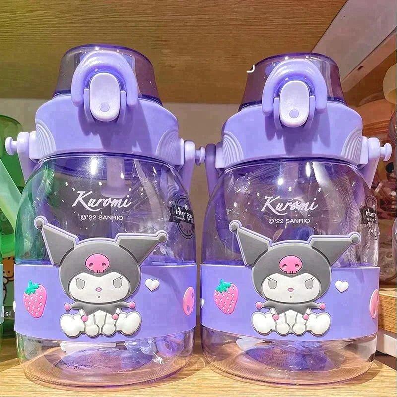 Sanrio Water Bottle (1200ml) - In Kawaii Shop <span style="background-color:rgb(246,247,248);color:rgb(28,30,33);"> Sanrio Water Bottle (1200ml) , , miniso , Cinnamoroll, Kuromi, My Melody, Pochacco, sanrio , www.inkawaiishop.com </span>