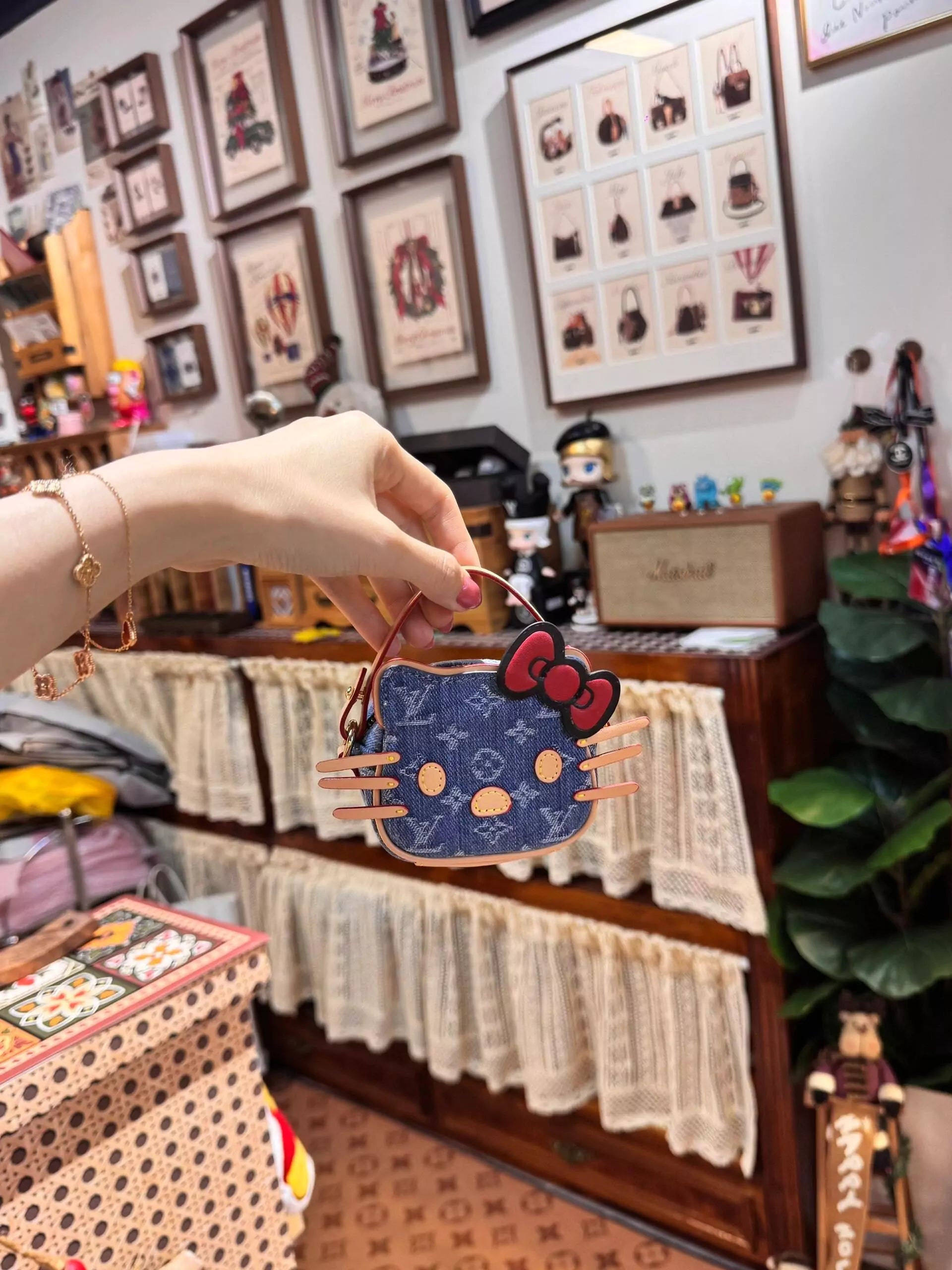 alice in wonderland cameo mini backpack EXCLUSIVE DROP: Loungefly Alice In Wonderland Cameo Mini Backpack main image 1