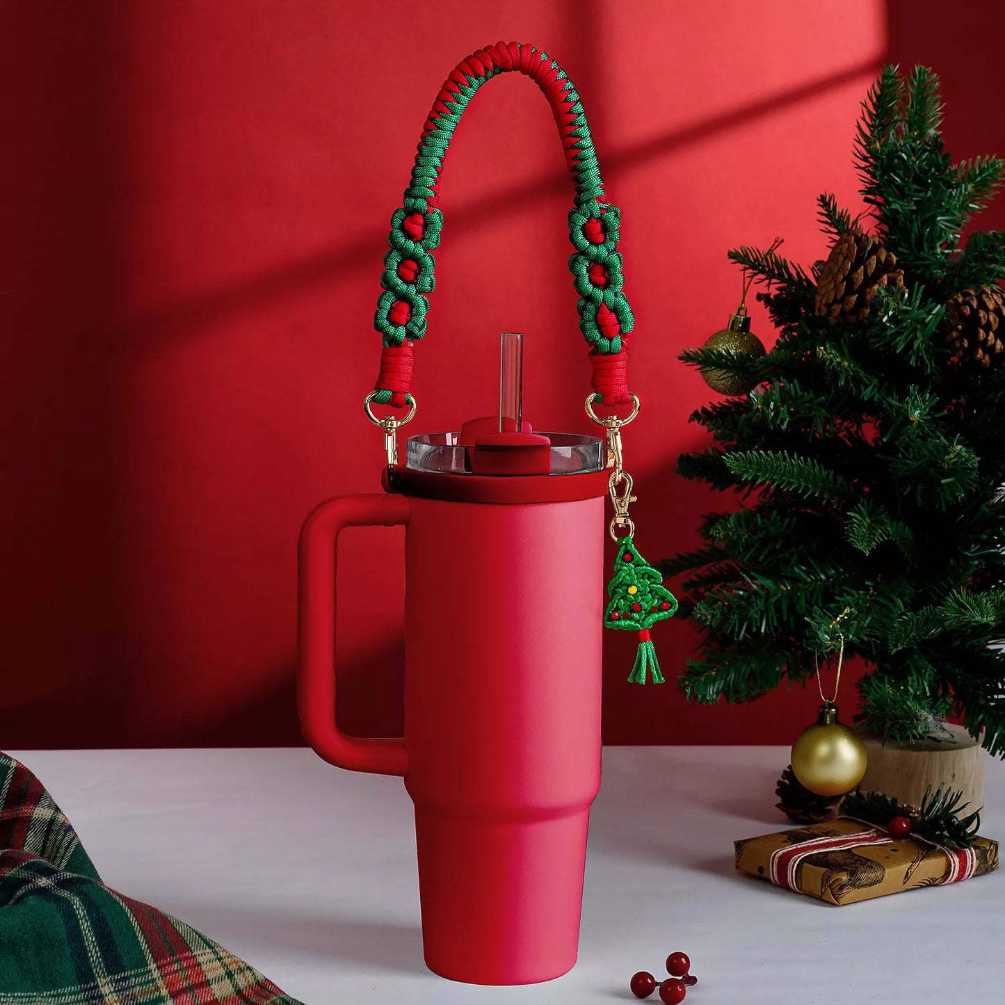 Christmas Braided Carry On Cup Strap