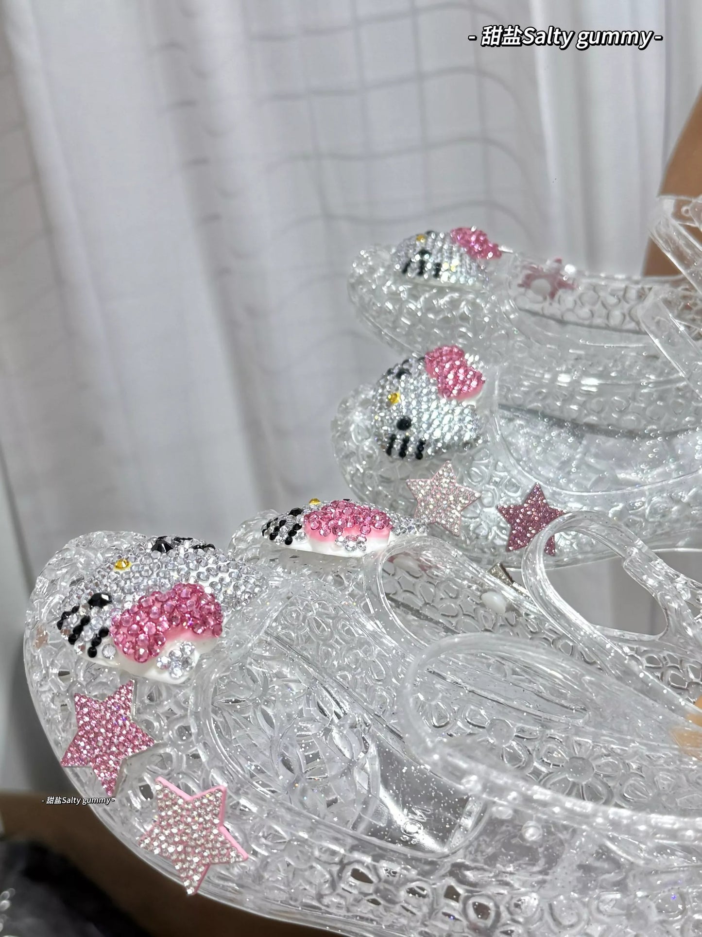 Hellokitty Handmade Rhinestone Flat Jelly Shoes Hollow Out Crystal Jelly Heel Summer Beach Sandals