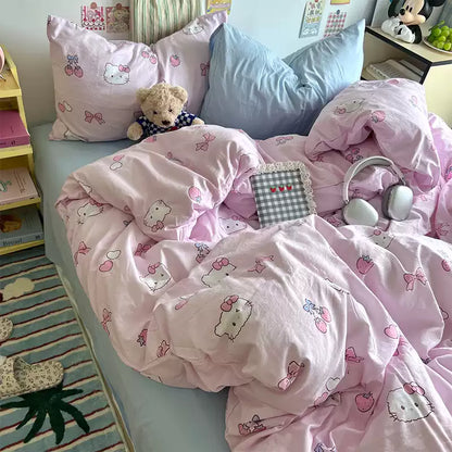 Hello Kitty Wink Bedding Set