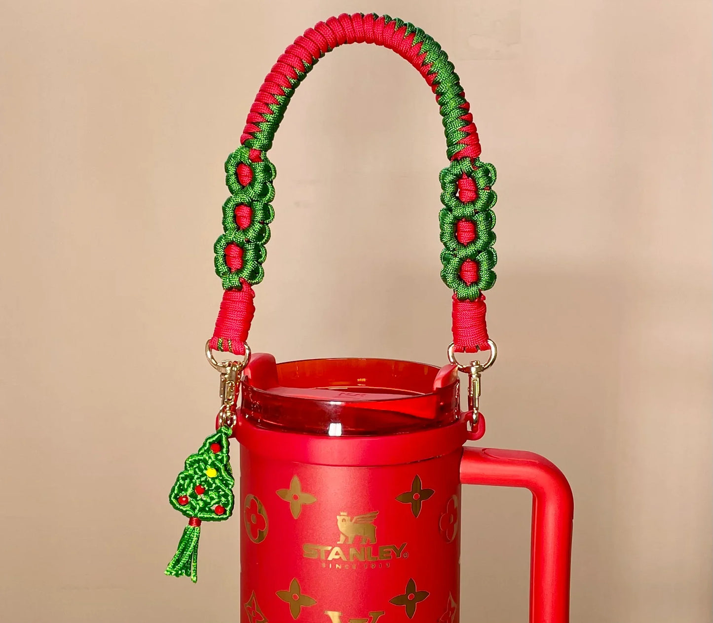 Christmas Braided Carry On Cup Strap