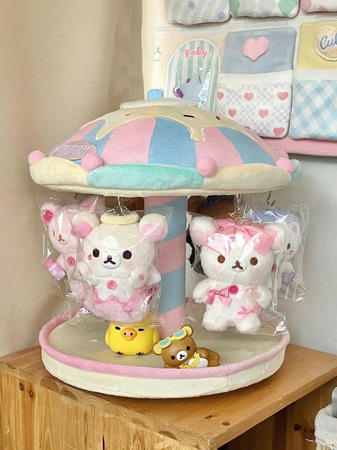 Rotating Plush Charm Display Holder Carousel Stand