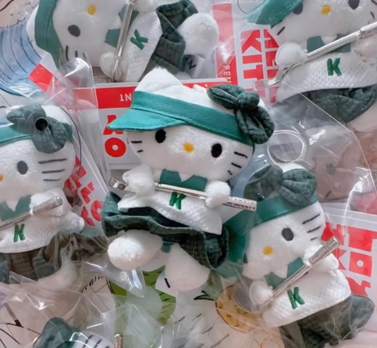 HelloKitty Golf Girl Plush Keychain