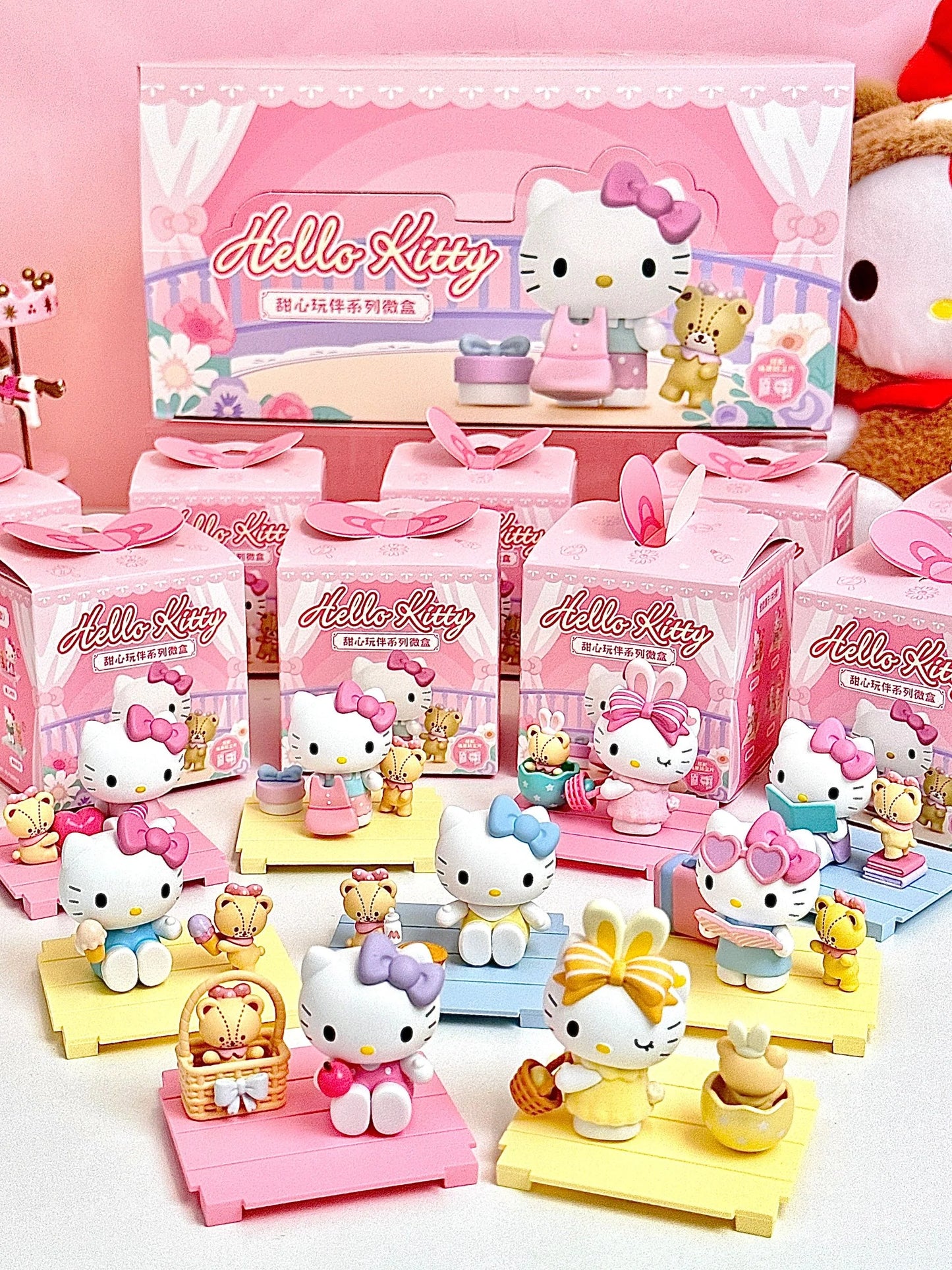 Hello Kitty Sweetheart Blind Box