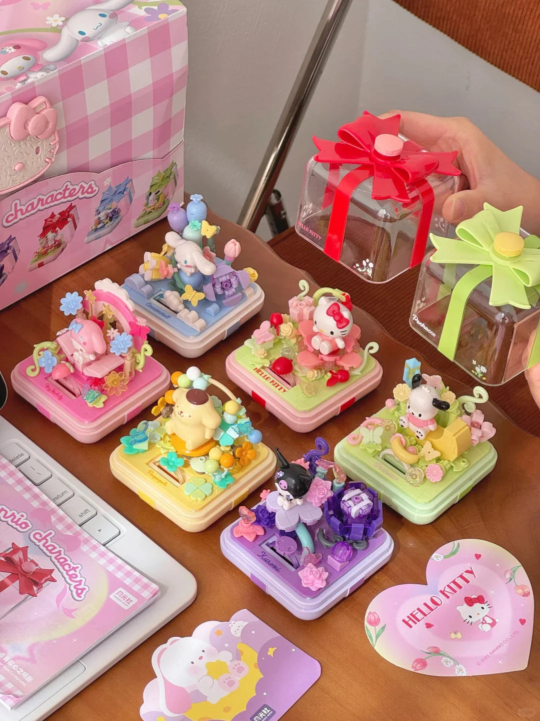 Sanrio Flower Ring Box Building Blocks Blind Box