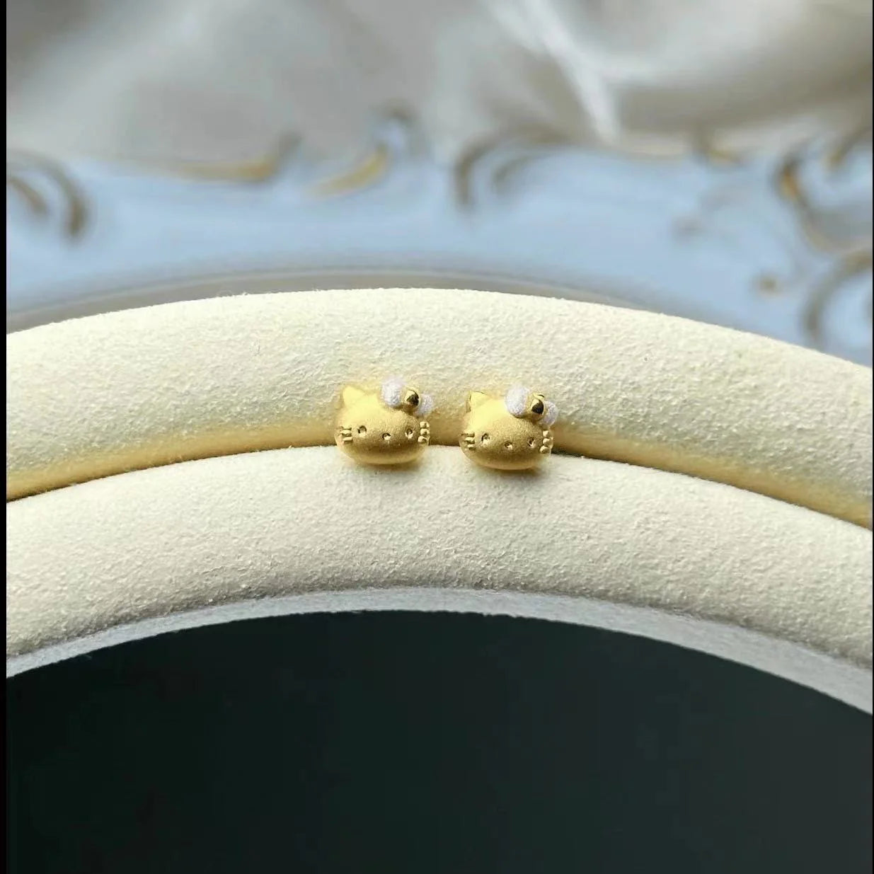 Cute Hello Kitty Stud Earrings Sweet Girl Minimalist Ear Jewelry