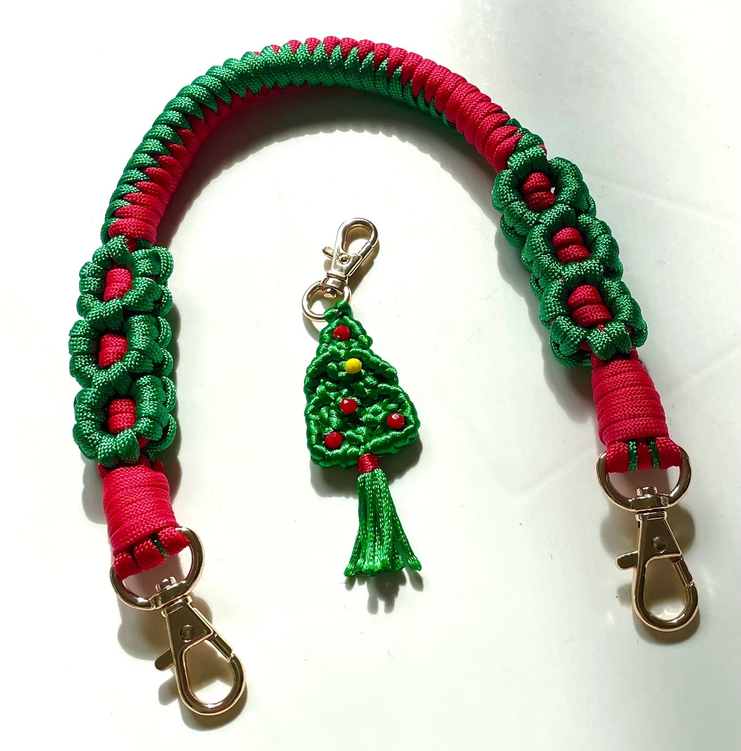Christmas Braided Carry On Cup Strap