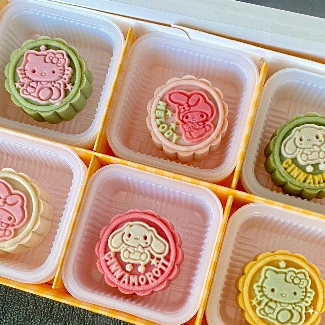 Sanrio Moon Cake Mold Set