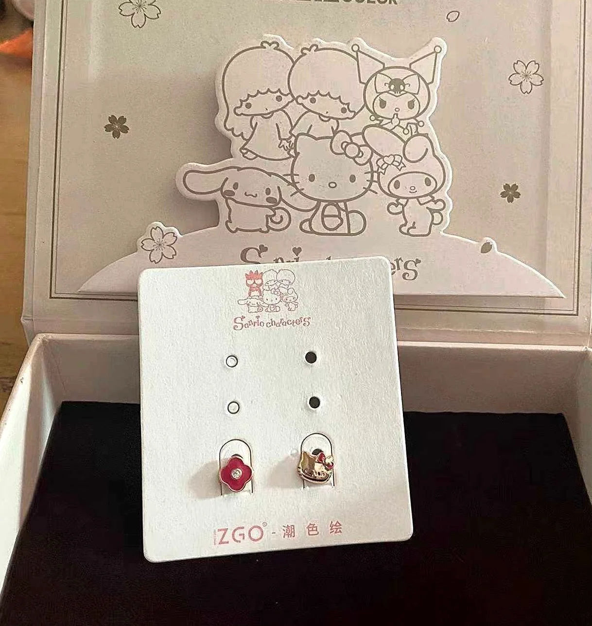 Hello Kitty Lucky Earring