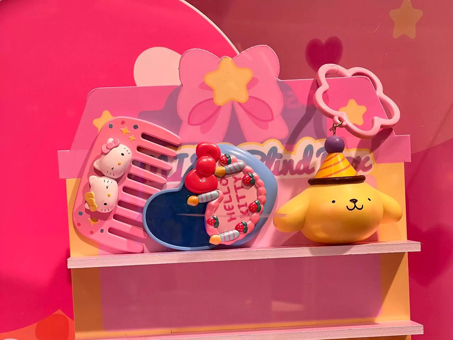 Hello Kitty's Schedule is Full of "Happy"! Blind Box