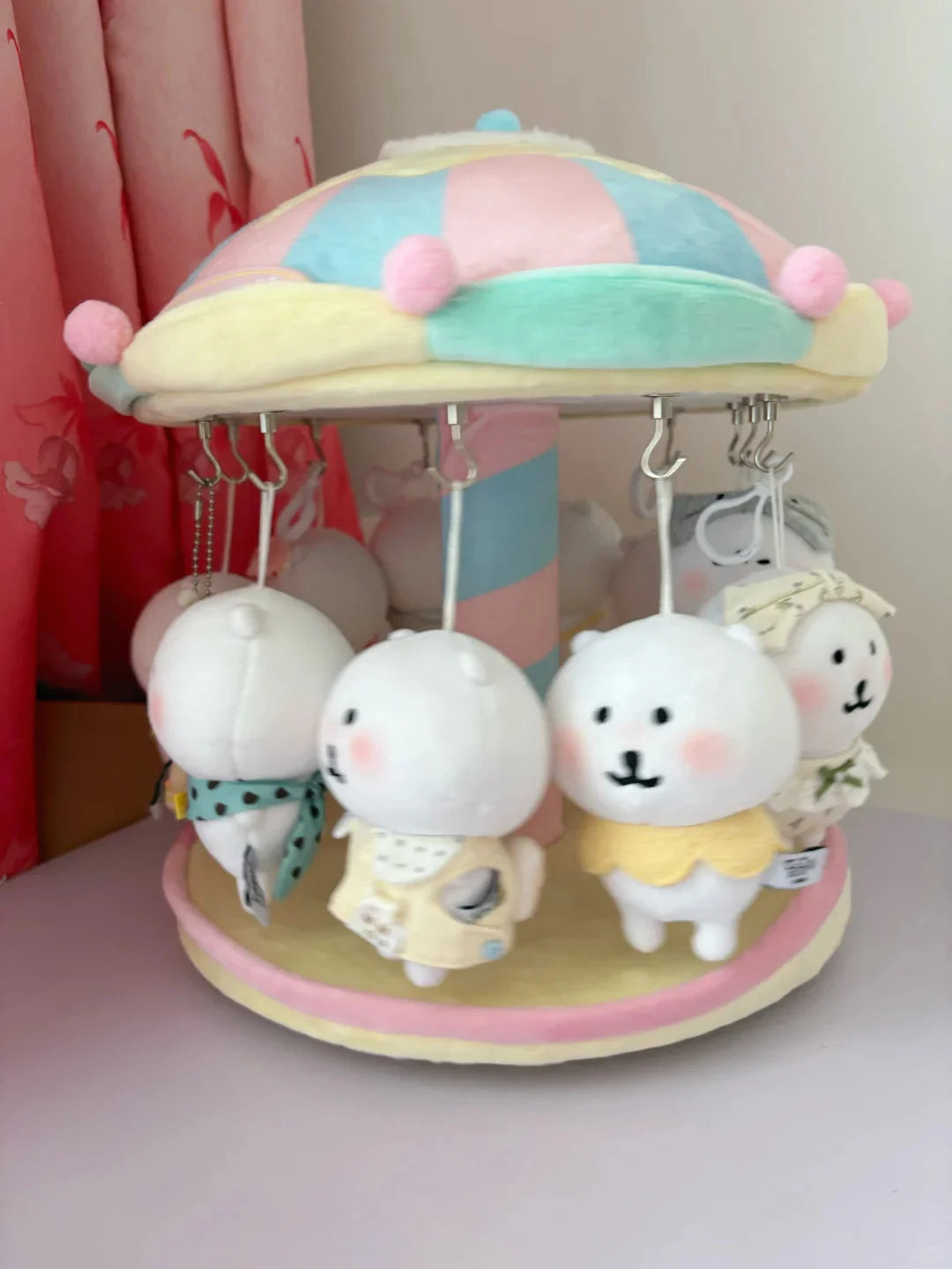 Rotating Plush Charm Display Holder Carousel Stand