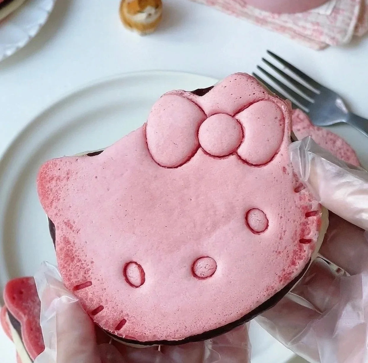 Hello Kitty Sandwich Mold