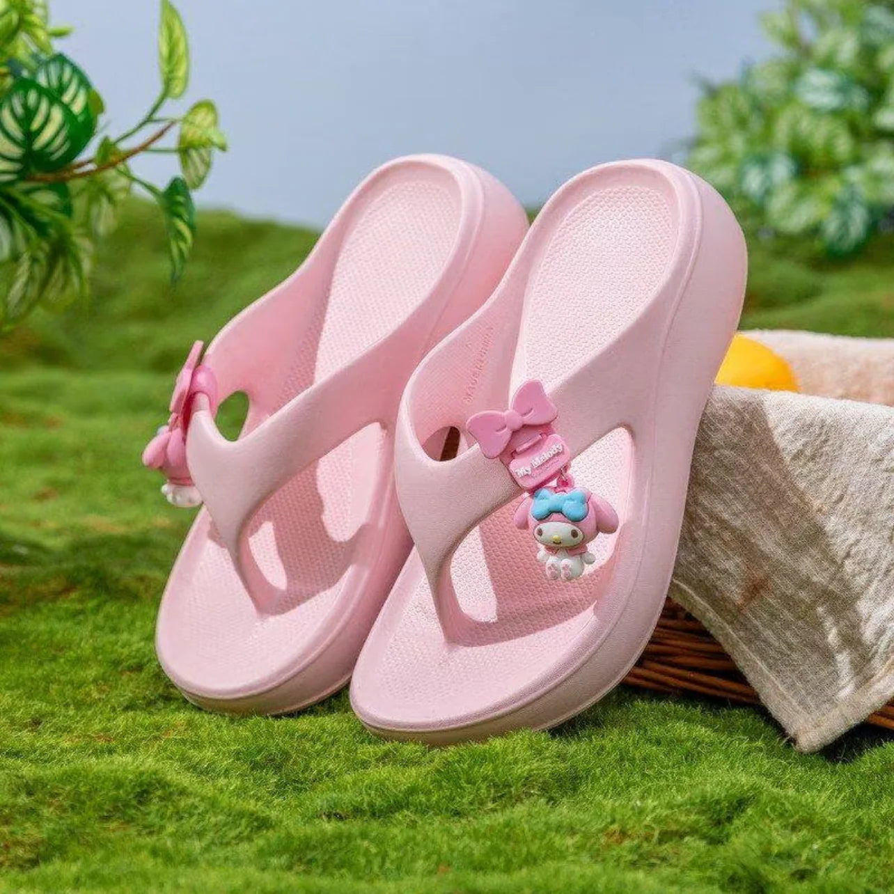 Sanrio Characters Thick Sole Flip Flops - 3.5cm Platform EVA Soft Cushion Slides for Women, Anti-Slip Beach & Casual Slippers