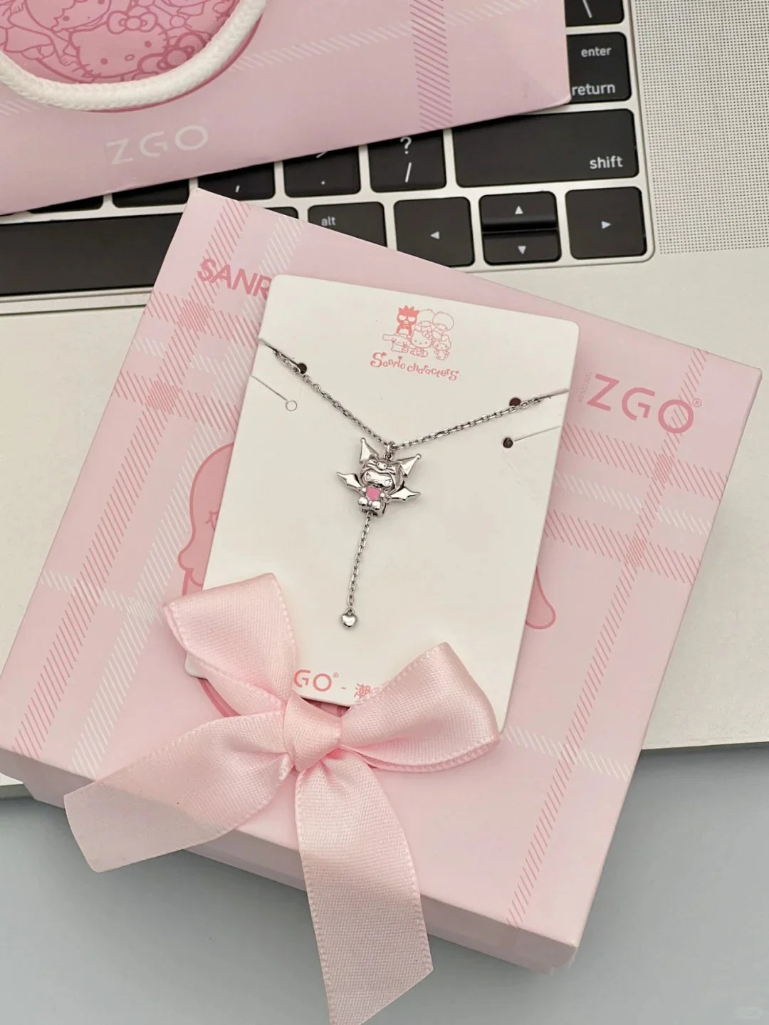 Angel  Hello Kitty and Devil Kuromi Heart Necklace