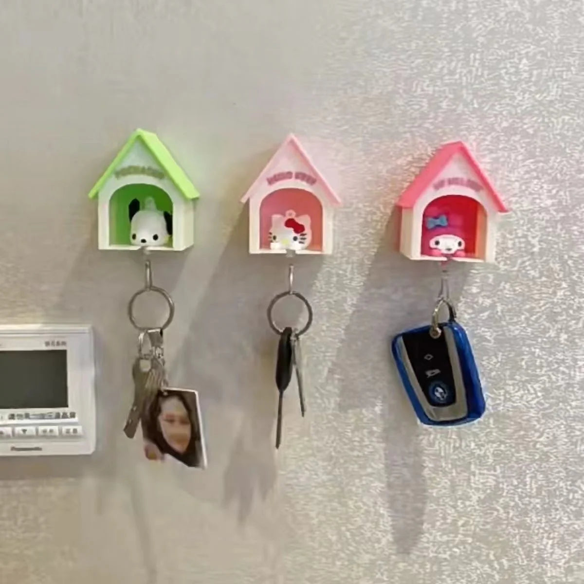 Sanrio Tiny House Keychain Foyer