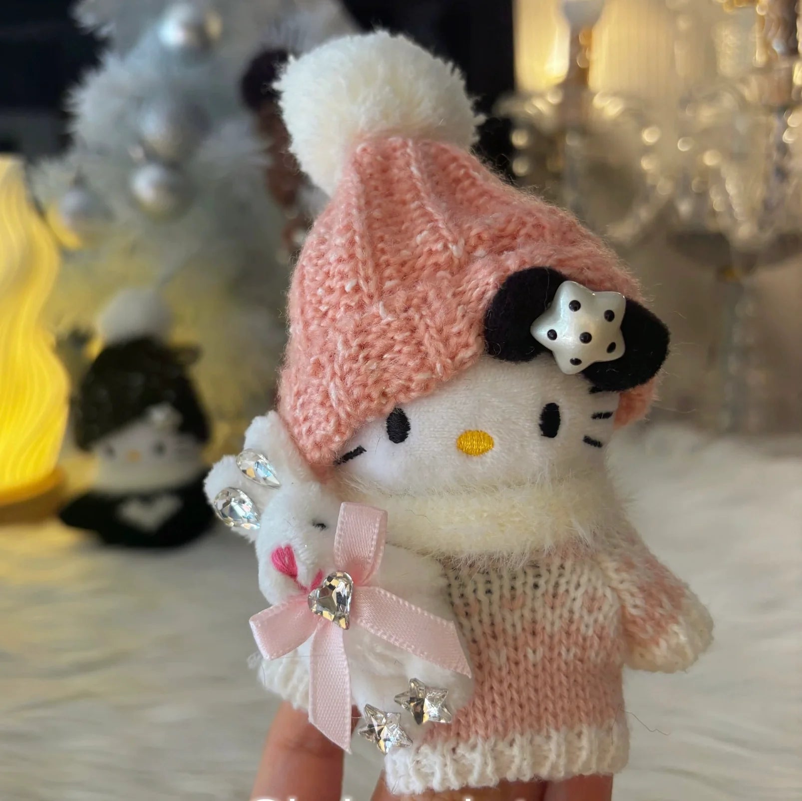 Hello Kitty Winter Hugs Plushie Keychain – In Kawaii Shop Hello Kitty Winter Hugs Plushie Keychain – In Kawaii Shop