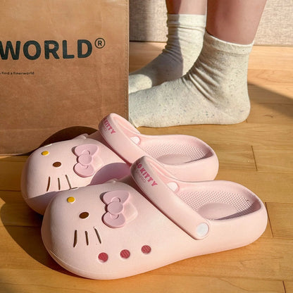 Hello Kitty Bubble Grip Clogs