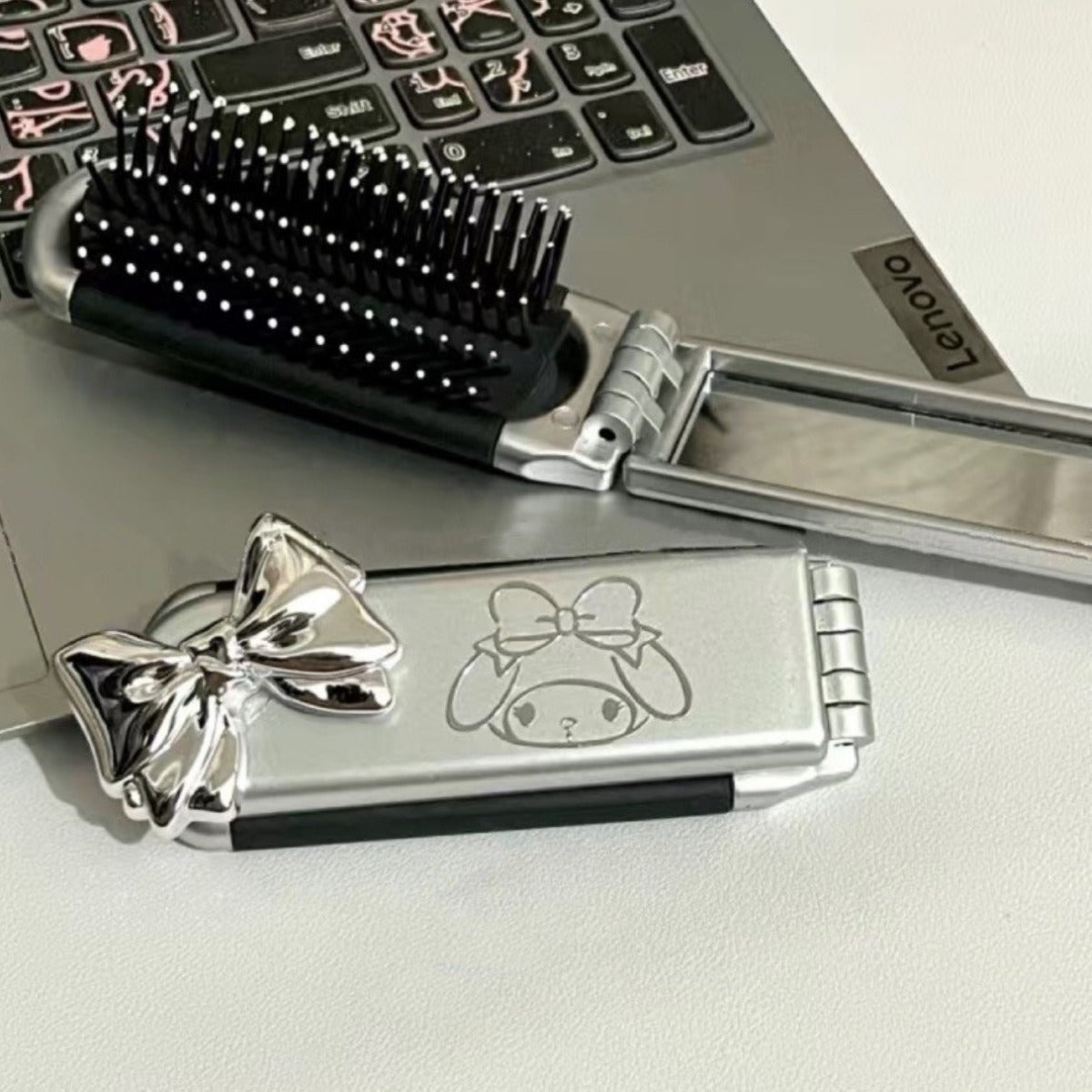 Sanrio Compact Mirror & Comb