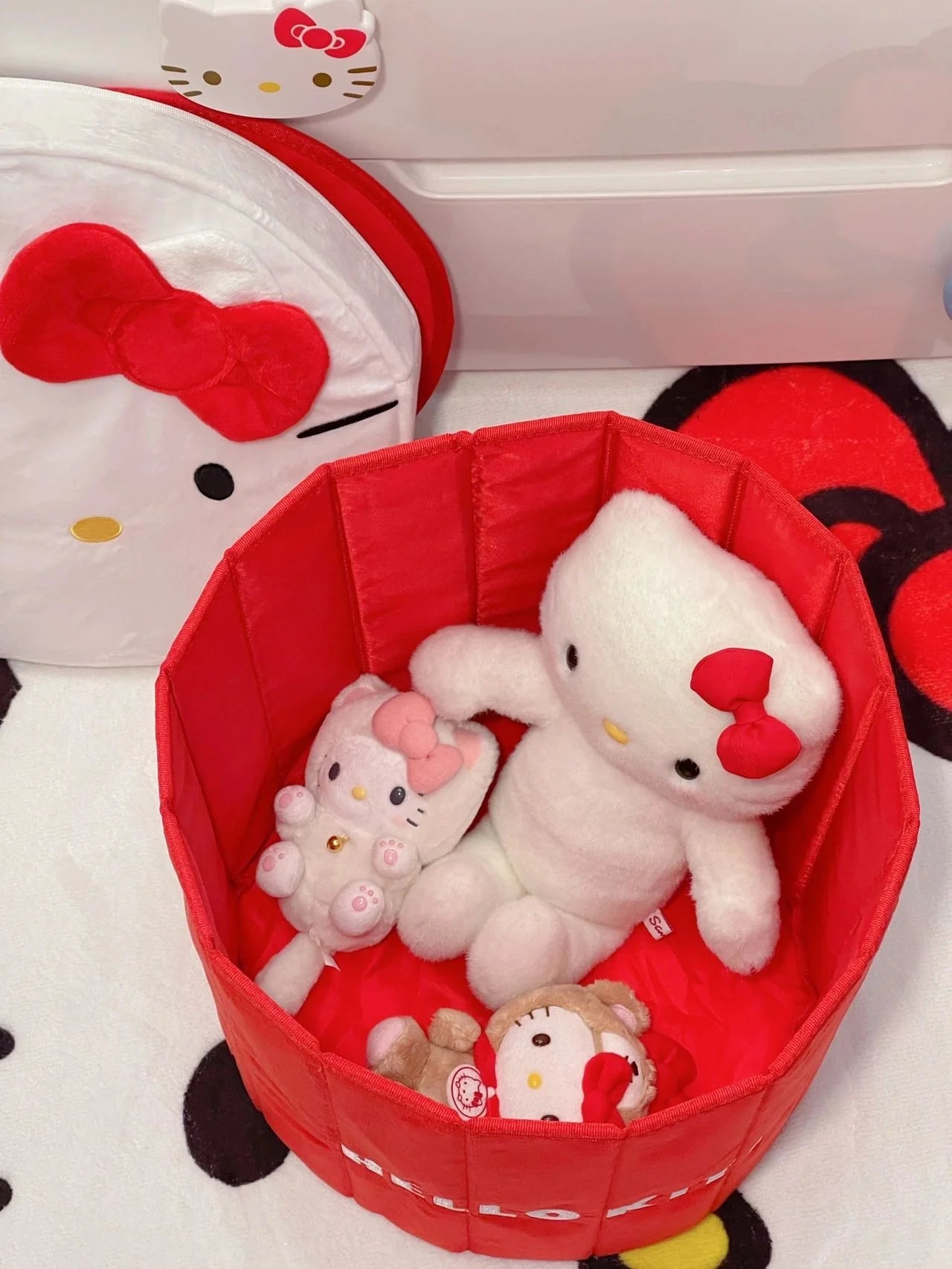 Hello kitty hamper outlets storage